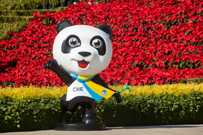 CIIE Veterans Share China Growth Journeys as 100-Day Countdown to Ninth Expo Starts