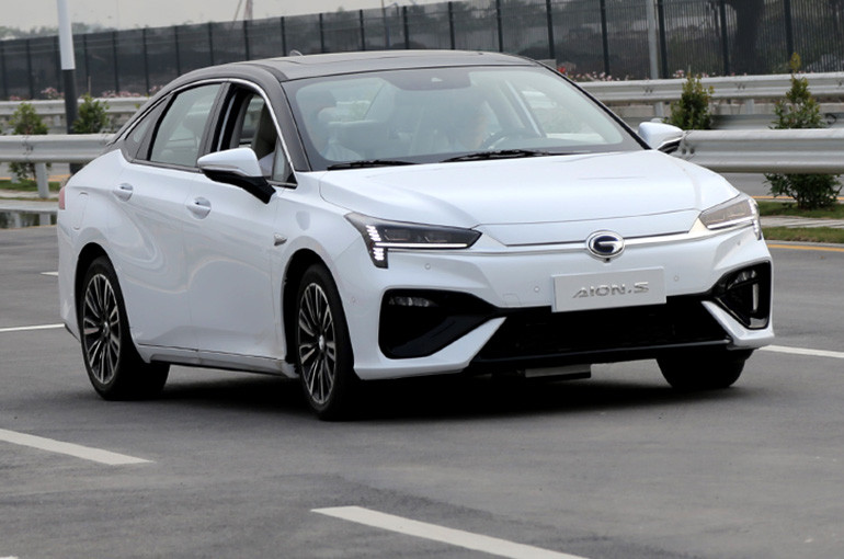 Hundreds of Owners of 'Ride-Hailing King' Aion S Complain of Battery Failures