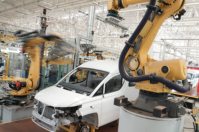 Battery Giant CATL Has Better Profit Margin Than Chinese Auto Firms on Fortune Global 500 List