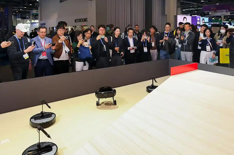 US FFC’s Import Ban on Advanced Robots May Affect Chinese Robot Vacuums, Lawn Mowers, Insiders Say