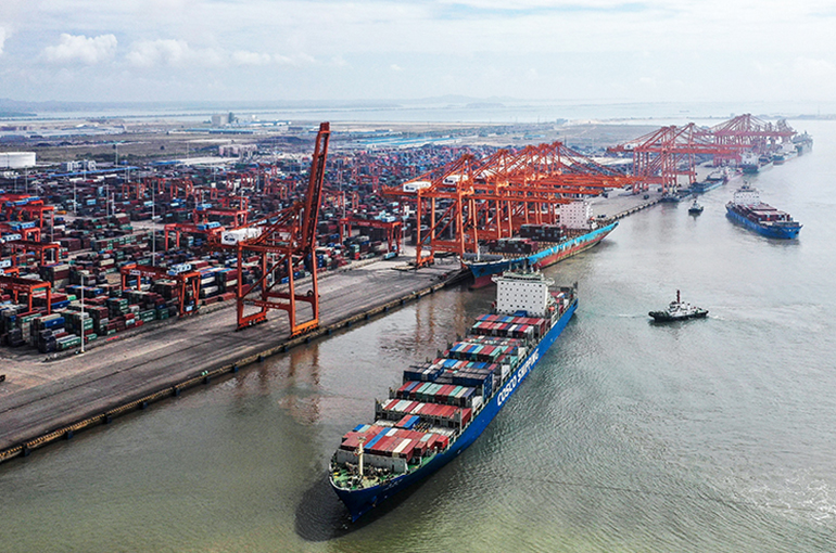China’s July Trade Growth Slows as Typhoons Disrupt Exports
