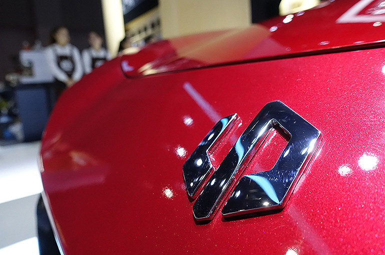 Chinese EV Maker Leapmotor Is Out of 'Survival Warning' Phase, Founder Says