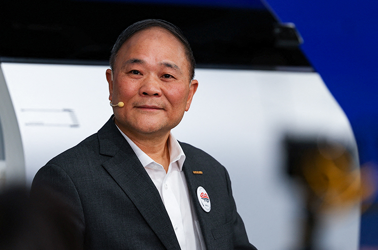 Geely Auto Chairman Li Shufu Steps Down, Marking End of Founder-Led Era