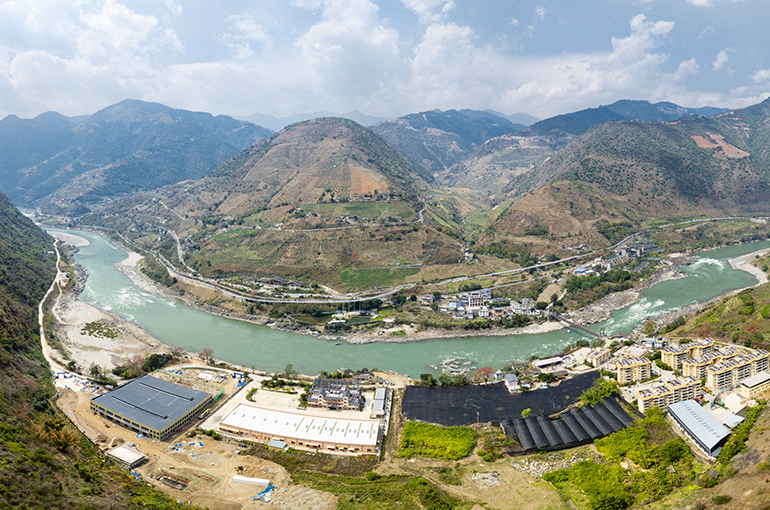 China to Form 26,000-Km 'Golden Outer Ring' Road Linking Nation’s Borders by 2030