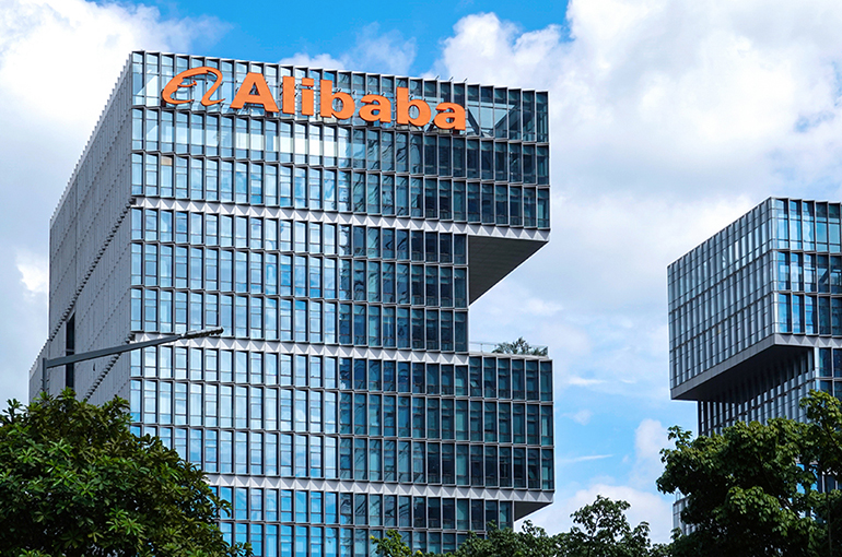 Alibaba Tumbles After Unveiling USD10.2 Billion Share Placement Plan to Fund AI