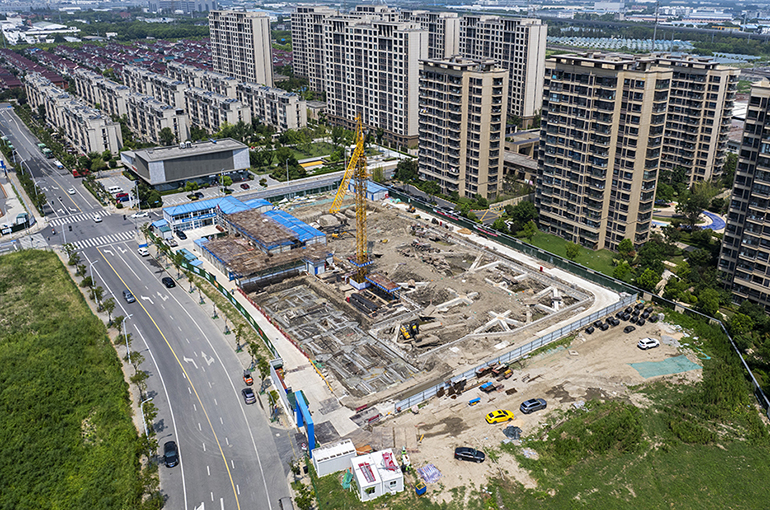 Private Builders Return to China’s Land Auctions as Industrial Firms Join In
