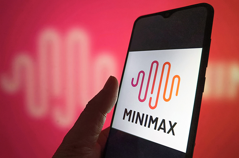 MiniMax’s Shares Rise After Chinese AI Firm Narrows First-Half Loss as Revenue Climbs