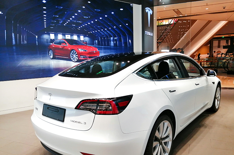 Tesla Offers Up to USD1,940 Incentive to Chinese Buyers Amid September Discount Rush
