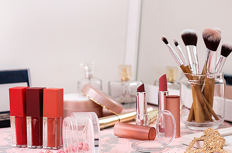 Uhue Exits as China’s Beauty Market Shifts From Online Buzz to Product Strength