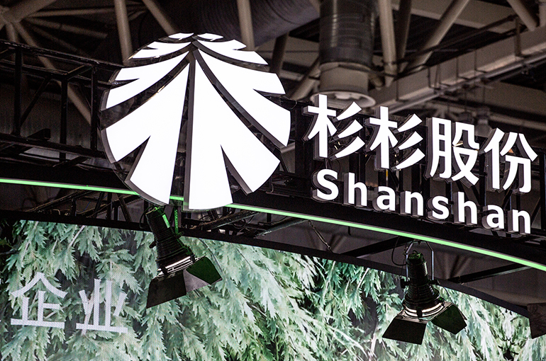 China’s Shanshan Rises on USD761 Million Plan to Build New Synthetic Graphite Anode Plant