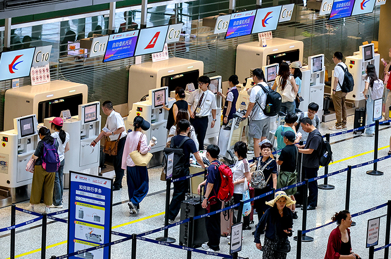 Airfares Climb Nearly 22% in China Over Mid-Autumn Festival