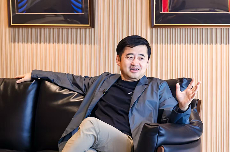 [Exclusive] ANTA Group’s Chairman Ding on the Multi-Brand Strategy Behind the PUMA Deal