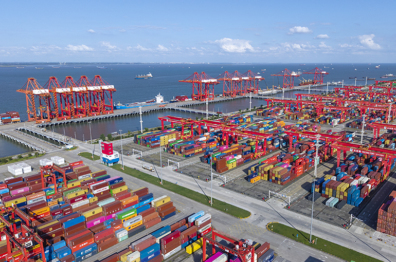 China’s Monthly Foreign Trade Exceeds USD747 Billion for First Time in September