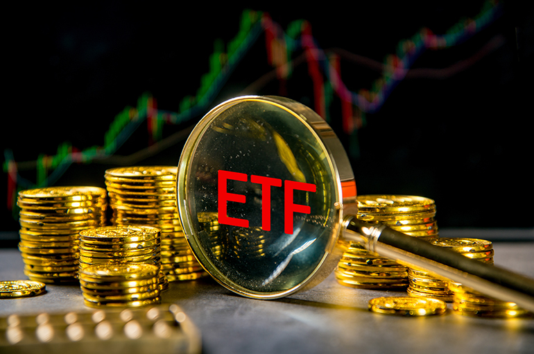 China's Securities Regulator Approves First 18 Active ETFs