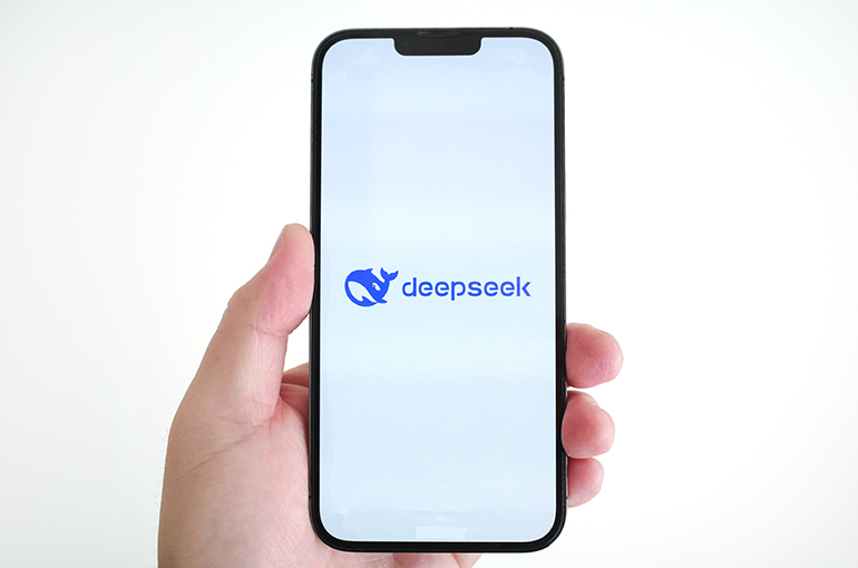China's DeepSeek Ranks First in Call Volume on OpenRouter for Third Straight Week