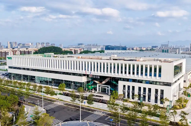 Schneider Electric’s Biggest Medium-Voltage Equipment Base Goes Live in China’s Xiamen
